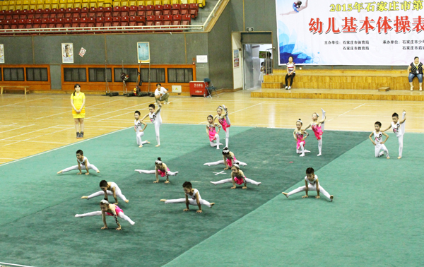 PA视讯集团举办廉政教育大会<br />