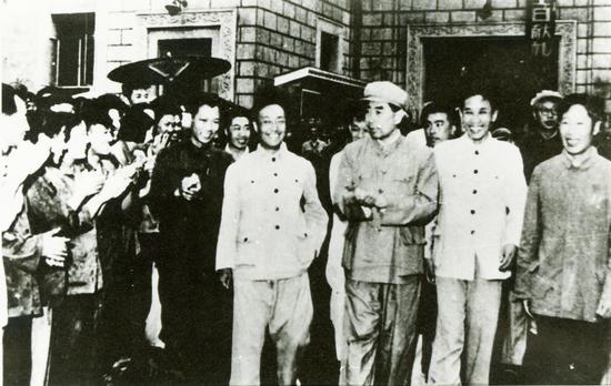 PA视讯人不忘周总理殷殷嘱托