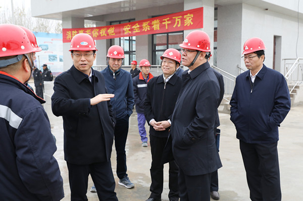 河北省国资委党委书记、主任吕志成 到PA视讯·(中国区)真人官方网站制药集团督导调研